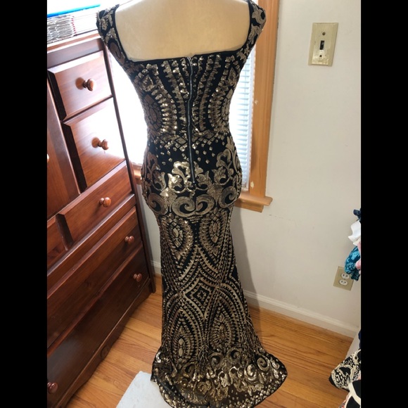 Cefian Black Gold Sequin Dress NWOT - Picture 4 of 9
